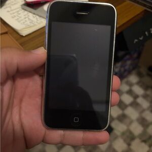 Apple white 3Gs iPhone with Silver Trim